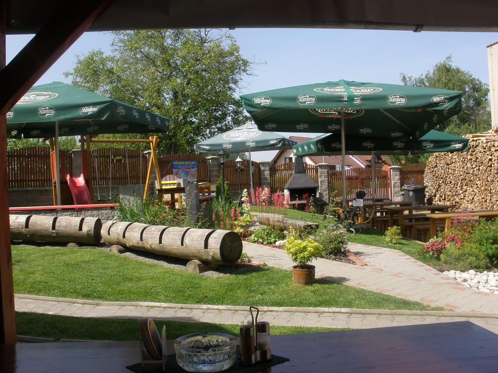 Penzion Rakovec Bukovinka Luaran gambar