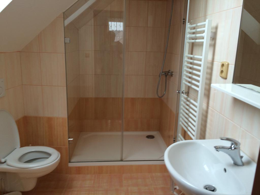 Penzion Rakovec Bukovinka Luaran gambar
